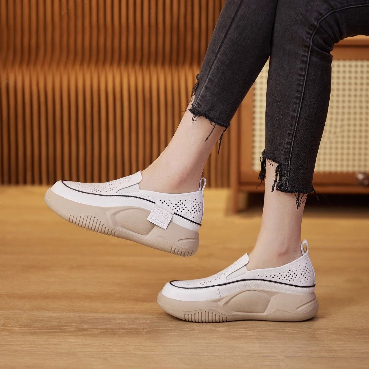 Lazuli Orthopaedic Comfort Loafers – Breathable with an Extra-Soft Thick Sole